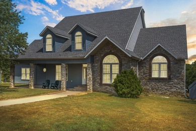 Welcome to Roberts Ridge! The home has a large open floor plan - photo 3
