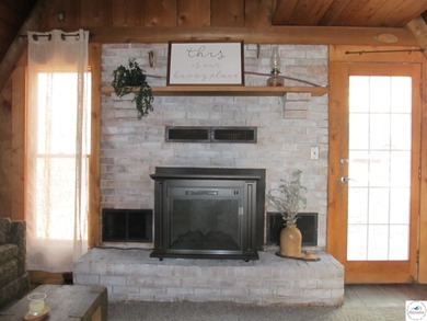 Truman Lake Home For Sale in Osceola Missouri