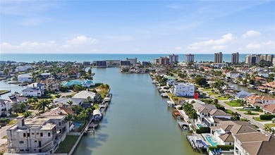 An exceptional waterfront opportunity on an 80-foot-wide lot - photo 4