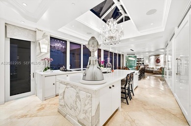 Perched atop Williams Island, this extraordinary double - photo 8