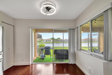 RENOVATED CORNER UNIT: 4BR/2.5BA w/ WATERFRONT FOUNTAIN views in - photo 8