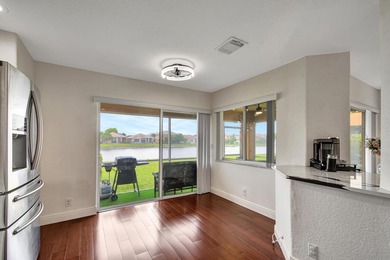 RENOVATED CORNER UNIT: 4BR/2.5BA w/ WATERFRONT FOUNTAIN views in - photo 10