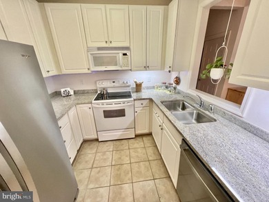 Just Listed, a beautiful 2-bedroom, 2-bathroom condo with