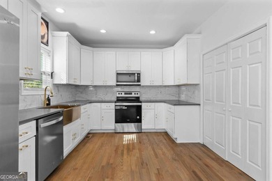 Welcome to this stunning contemporary home in sought-after East - photo 8