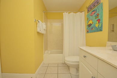Are you looking for a 1744 sq ft. condo with a 1 Car Garage - photo 10