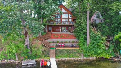 Paradise Lake - Cass County Home For Sale in Vandalia Michigan