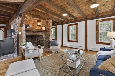 Unique post-and-beam masterpiece, blending rustic character with - photo 10