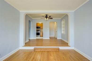 FOREST HILLS SOUTH - The Prewar Gem of Forest Hills. Welcome to - photo 11
