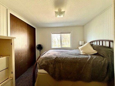 Enjoy an affordable lakeside getaway on Big Stone Lake with this - photo 11