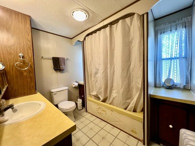 Enjoy an affordable lakeside getaway on Big Stone Lake with this - photo 13