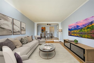 FOREST HILLS SOUTH - The Prewar Gem of Forest Hills. Welcome to - photo 14