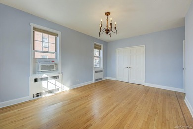 FOREST HILLS SOUTH - The Prewar Gem of Forest Hills. Welcome to - photo 18