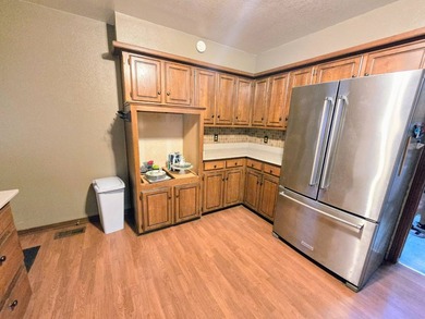 Welcome to this inviting 3-bedroom, 2-bath home located in a - photo 20