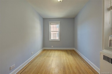FOREST HILLS SOUTH - The Prewar Gem of Forest Hills. Welcome to - photo 24