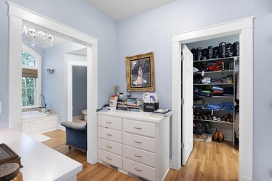Welcome to your dream home! This stunning 5,310 sq ft home - photo 30