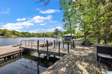 Stunning Dual-Home Waterfront Property on Highland Lake. This is - photo 32
