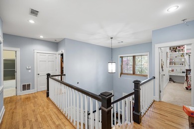Welcome to your dream home! This stunning 5,310 sq ft home - photo 32