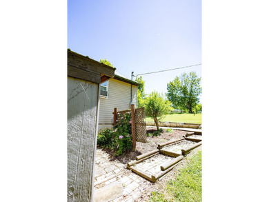 Escape to the peaceful countryside with this charming 1.5-story - photo 33