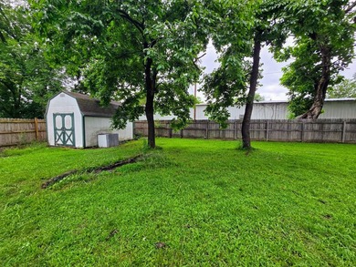 Welcome to this inviting 3-bedroom, 2-bath home located in a - photo 39