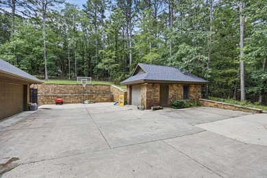 Welcome to your dream home! This stunning 5,310 sq ft home - photo 47