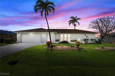 Caloosahatchee River Home For Sale in Cape Coral Florida