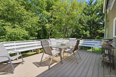 Welcome home to this beautifully maintained charming residence - photo 8