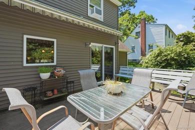 Welcome home to this beautifully maintained charming residence - photo 9