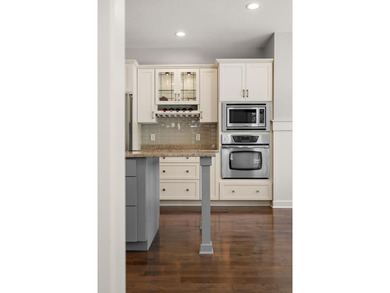 Highly desirable Sand Creek property!!!! Presenting this custom - photo 11