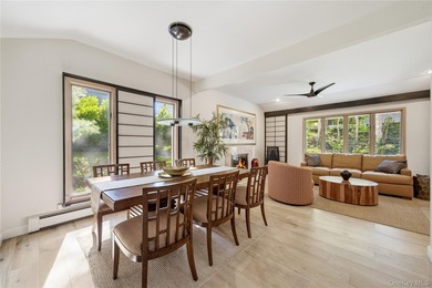 Welcome to this beautifully maintained 4 bedroom, 2.5-bath - photo 12