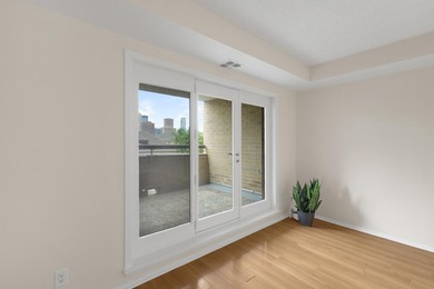 Fabulous 5th floor studio at The Falls Pinnacle, one of the best - photo 7