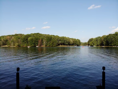 Double waterfront lot with panoramic views of the clear waters - photo 4