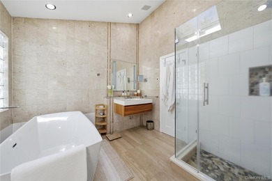 Welcome to this beautifully maintained 4 bedroom, 2.5-bath - photo 21