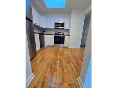Amazing Legal 2 Dwelling Fully Renovated House, first floor 2 - photo 5