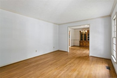 Welcome home to this charming all-brick ranch in the desirable - photo 6