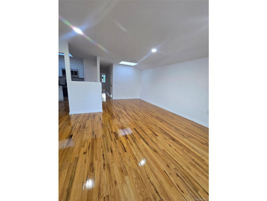 Amazing Legal 2 Dwelling Fully Renovated House, first floor 2 - photo 8