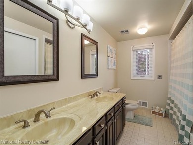 BACK ON THE MARKET DUE TO NO FAULT OF THE SELLER, BUYER - photo 28