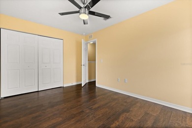One or more photo(s) has been virtually staged. This end-unit - photo 8