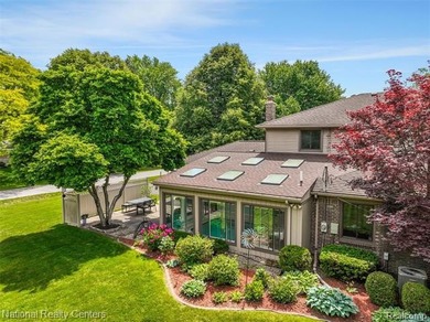 BACK ON THE MARKET DUE TO NO FAULT OF THE SELLER, BUYER - photo 48
