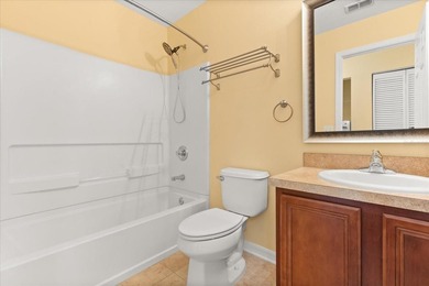 One or more photo(s) has been virtually staged. This end-unit - photo 9