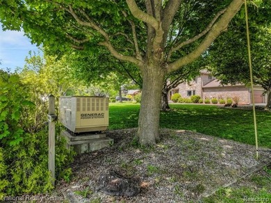 BACK ON THE MARKET DUE TO NO FAULT OF THE SELLER, BUYER - photo 50