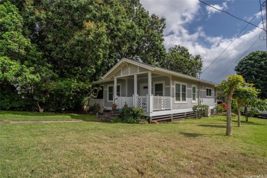 3 Bedroom, 2 Bath Charming Home with a 2 Car Carport on former - photo 3