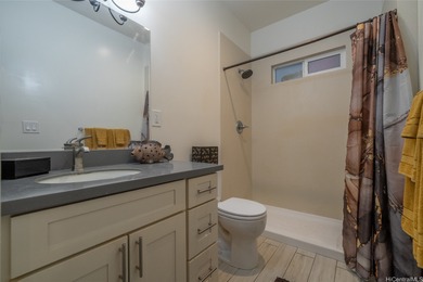 3 Bedroom, 2 Bath Charming Home with a 2 Car Carport on former - photo 10