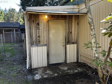 Situated on a desirable corner lot, this 0.15-acre property - photo 10