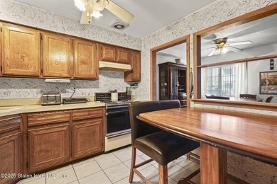 Step into comfort and convenience with this beautifully - photo 10