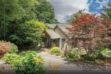 Lake Toxaway Home For Sale in Lake Toxaway North Carolina