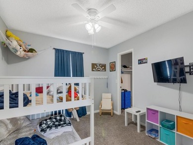 Welcome to your dream home in the heart of Port St. Lucie! This - photo 12
