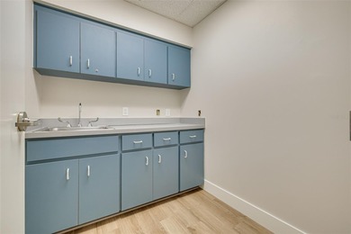 Belleair Landing is a highly recognizable landmark office - photo 13