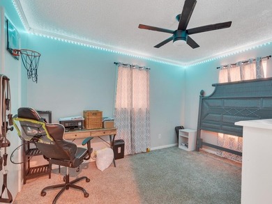 Welcome to your dream home in the heart of Port St. Lucie! This - photo 14