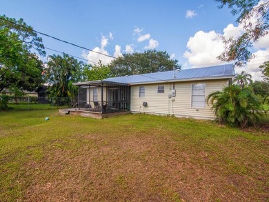 Welcome to your dream home in the heart of Port St. Lucie! This - photo 23