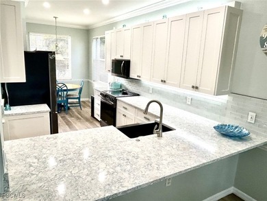 (private lake, pond, coastal) Condo Sale Pending in Fort Myers Florida